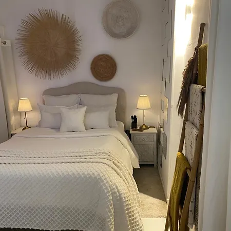 Apartman Charme Parisien Du Marais *